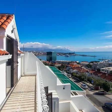 Luxury Lana Apartment *