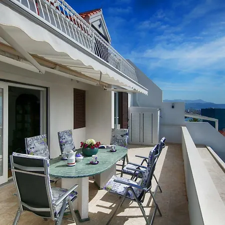 Apartment Luxury Lana *